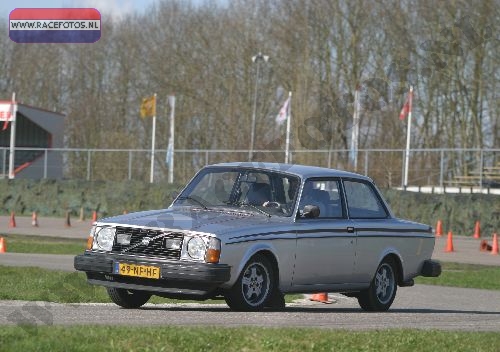 [Afbeelding: E06%20Volvoclub%20(02).JPG]